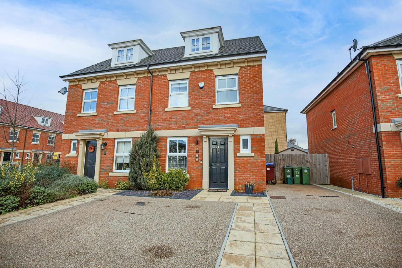 Luxury 4 Bedroom House - Close To M1 - Free Parking, Fast Wifi, Smarttv With Netflix By Yoko Property Milton Keynes Exterior foto